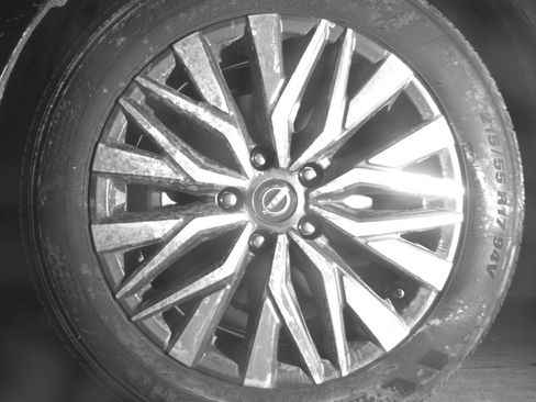 Used 2025 Nissan Altima 2.5 SV image 12