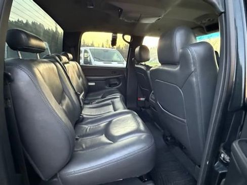 Used 2003 Chevrolet Silverado 2500 LT w/ Skid Plate Package image 12