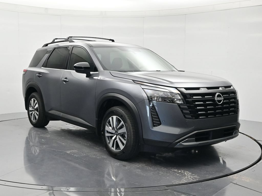 New 2026 Nissan Pathfinder SL w/ Cargo Package FWD image 3