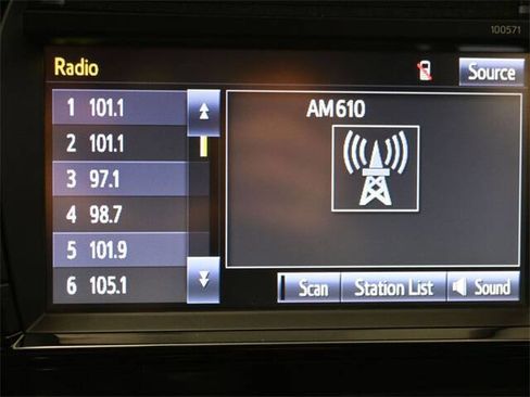 Used 2016 Toyota Corolla S image 23