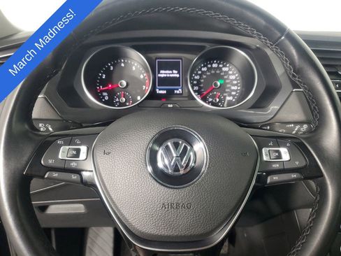 Used 2019 Volkswagen Tiguan SE w/ Panoramic Sunroof Package image 23