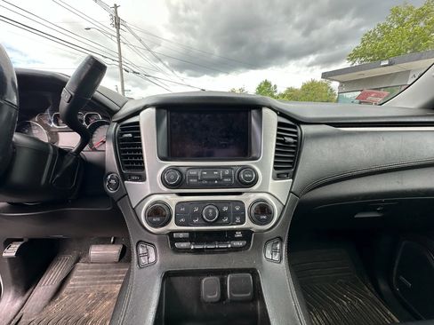 Used 2019 GMC Yukon SLT w/ Open Road Package image 14