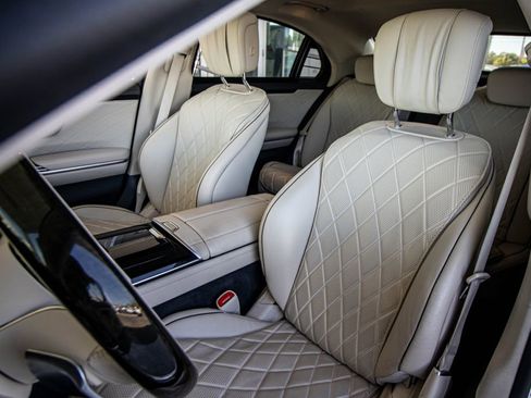 Used 2021 Mercedes-Benz S 580 4MATIC Sedan image 25