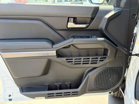 New 2026 Toyota Tacoma TRD Off-Road AWD/4WD image 19