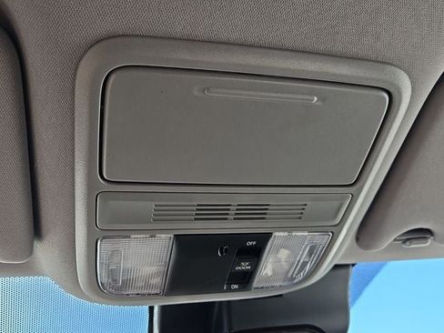 Used 2021 Honda Pilot EX image 20