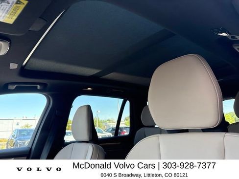 Used 2026 Volvo XC90 B6 Core AWD/4WD image 11