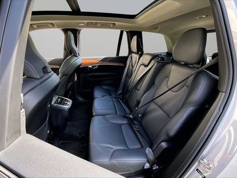 Used 2024 Volvo XC90 B5 Plus image 22
