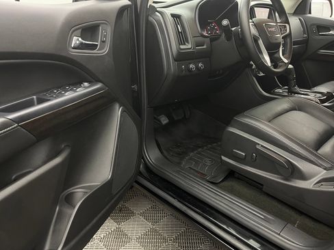 Used 2015 GMC Canyon SLT AWD/4WD image 14