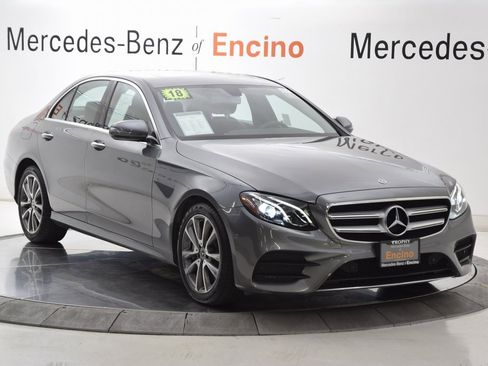 Used 2018 Mercedes-Benz E 400 4MATIC Sedan image 8