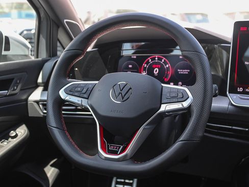 Used 2026 Volkswagen GTI SE FWD image 17