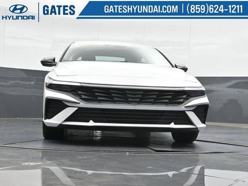 New 2025 Hyundai Elantra Sport FWD image 43