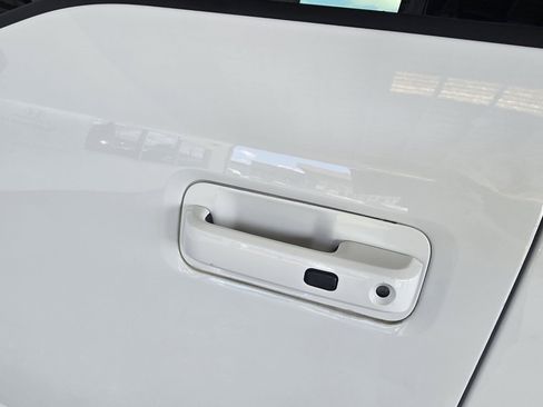 Used 2020 Ford F150 Lariat image 24