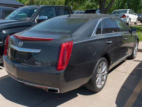 Used 2013 Cadillac XTS Luxury w/ Driver Awareness Package AWD/4WD image 7
