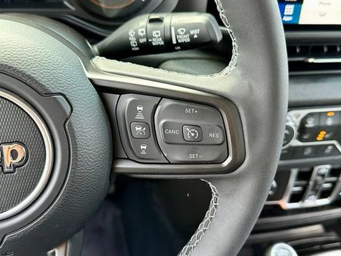 Used 2026 Jeep Wrangler Unlimited Sport AWD/4WD image 33