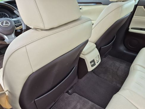 Used 2017 Lexus ES 350 FWD image 18
