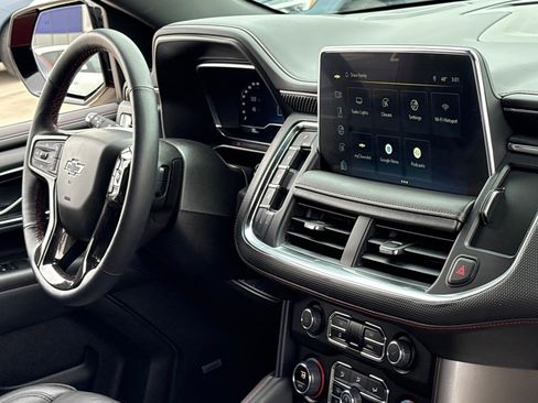 Used 2022 Chevrolet Suburban RST w/ Luxury Package image 43