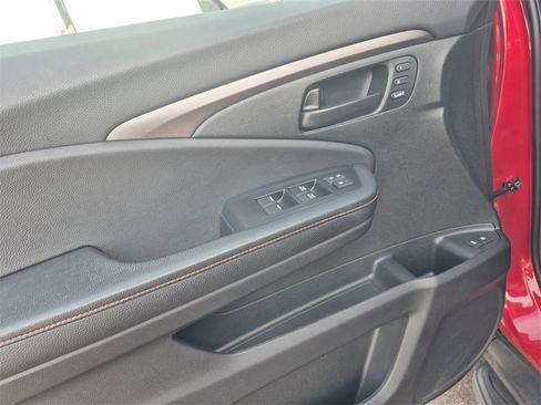 Certified 2022 Honda Passport TrailSport image 21