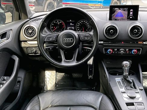 Used 2018 Audi A3 2.0T Premium image 5