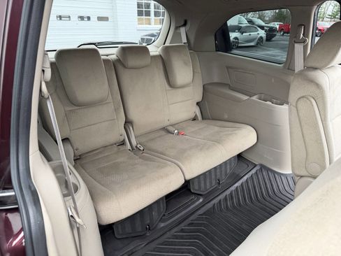 Used 2014 Honda Odyssey LX image 12