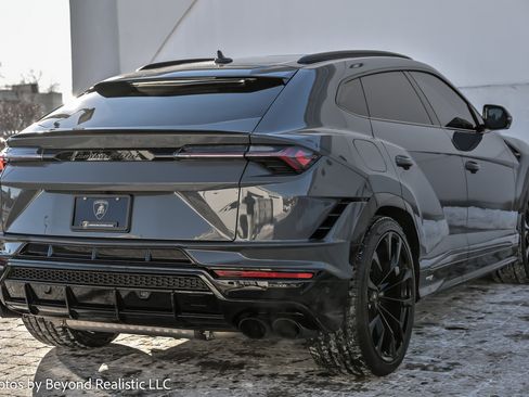 Used 2024 Lamborghini Urus S image 7
