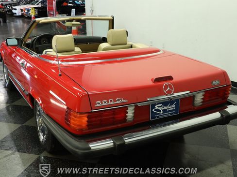 Used 1989 Mercedes-Benz 560 SL image 8