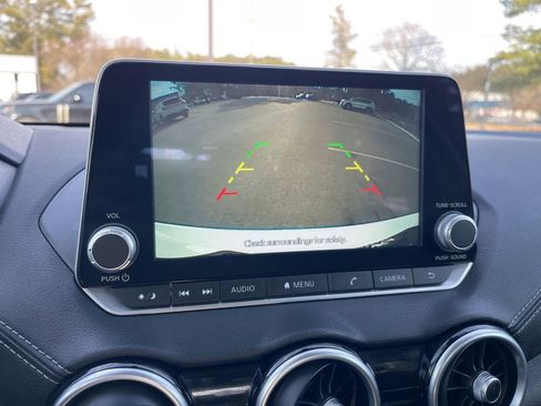 Used 2024 Nissan Sentra SV image 11