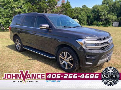 Used 2022 Ford Expedition XLT RWD image 9