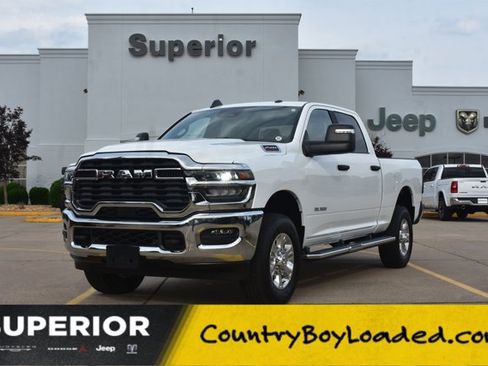 Used 2025 RAM 2500 Big Horn AWD/4WD image 1