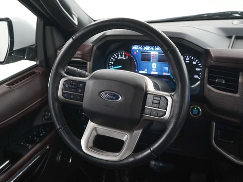 Used 2024 Ford Expedition Limited AWD/4WD image 15
