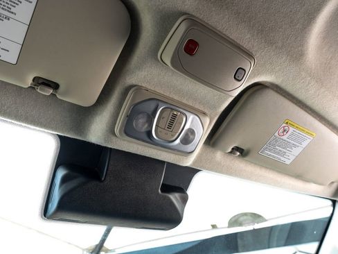 Used 2025 RAM ProMaster 2500 w/ Convenience Group FWD image 25
