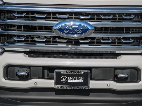 Used 2024 Ford F350 Platinum image 7