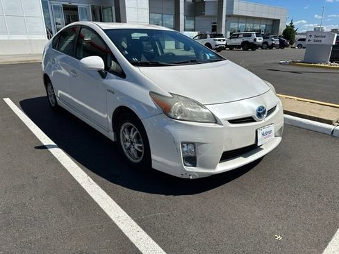 Used 2010 Toyota Prius Five FWD image 4