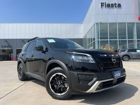 Certified 2024 Nissan Pathfinder Rock Creek image 1