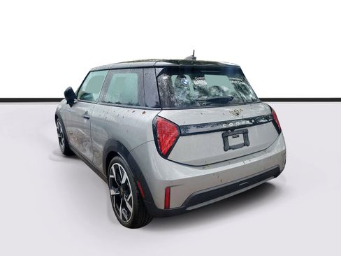 Used 2025 MINI Cooper 2-Door Hardtop FWD image 3