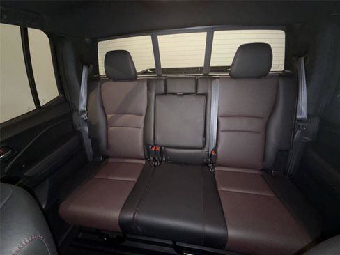 Used 2025 Honda Ridgeline Black Edition image 24