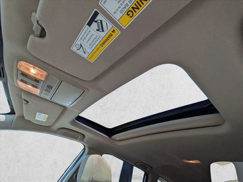 Used 2022 Honda CR-V EX image 14