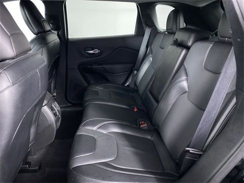 Used 2023 Jeep Cherokee Altitude Lux image 26