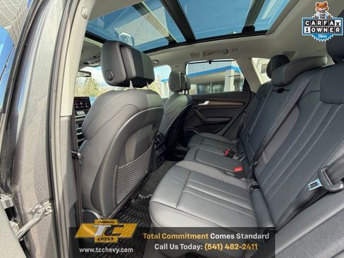 Used 2021 Audi Q5 e Prestige w/ Prestige Package image 12