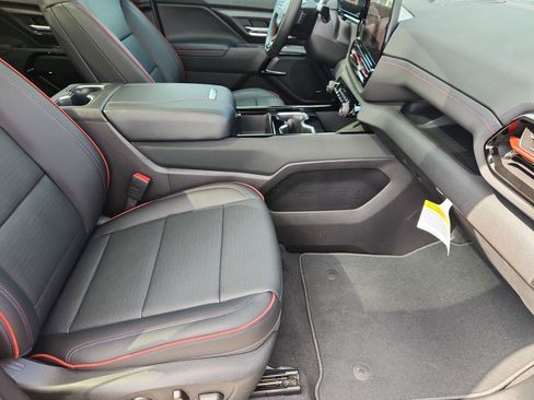 Used 2024 Chevrolet Silverado EV RST AWD/4WD image 28
