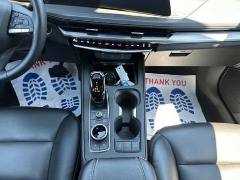 Used 2024 Cadillac XT4 Premium Luxury AWD/4WD image 11