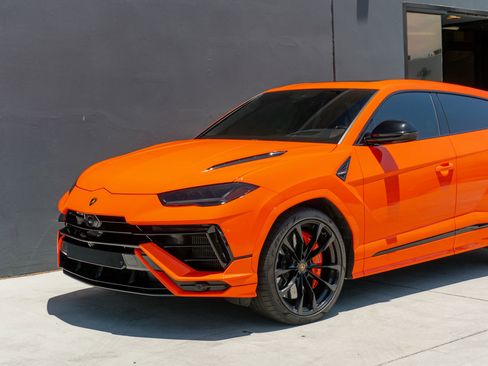 Used 2023 Lamborghini Urus S AWD/4WD image 19