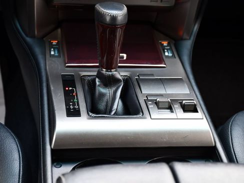 Used 2018 Lexus GX 460 Premium AWD/4WD image 34