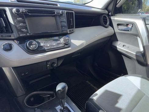 Used 2018 Toyota RAV4 XLE image 11