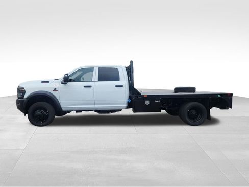 New 2026 RAM 5500 Tradesman AWD/4WD image 7