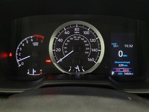 Used 2022 Toyota Corolla LE image 23