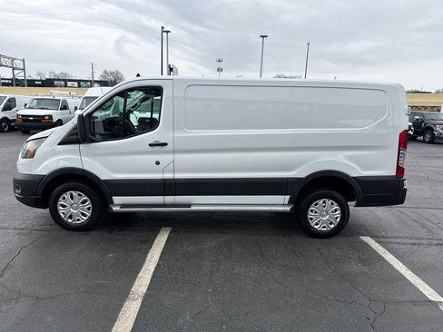 Used 2024 Ford Transit 250 Low Roof w/ Exterior Upgrade Package image 5