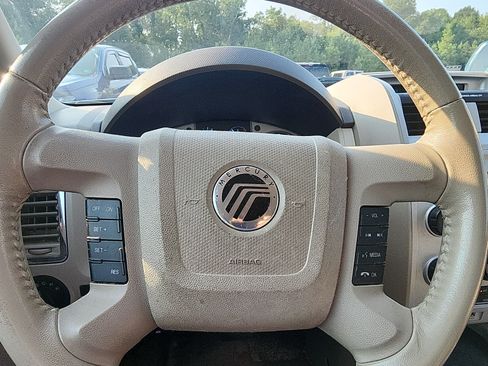 Used 2010 Mercury Mariner 2WD image 12