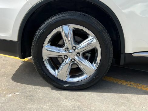 Used 2011 Dodge Durango Citadel w/ Trailer Tow Group IV AWD/4WD image 23