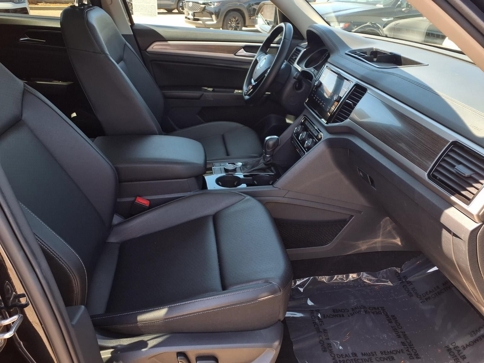 Used 2018 Volkswagen Atlas SEL AWD/4WD image 25
