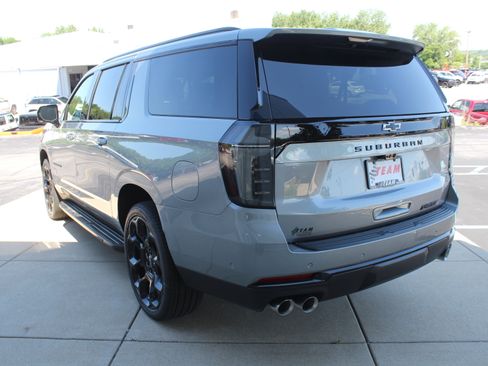New 2026 Chevrolet Suburban RST AWD/4WD image 5
